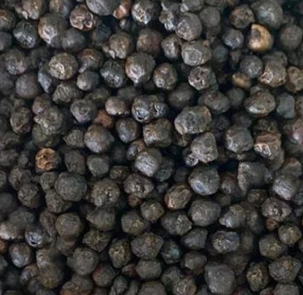 Black pepper whole